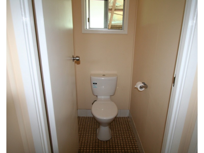 15 Centenary Drive, Emerald QLD 4720