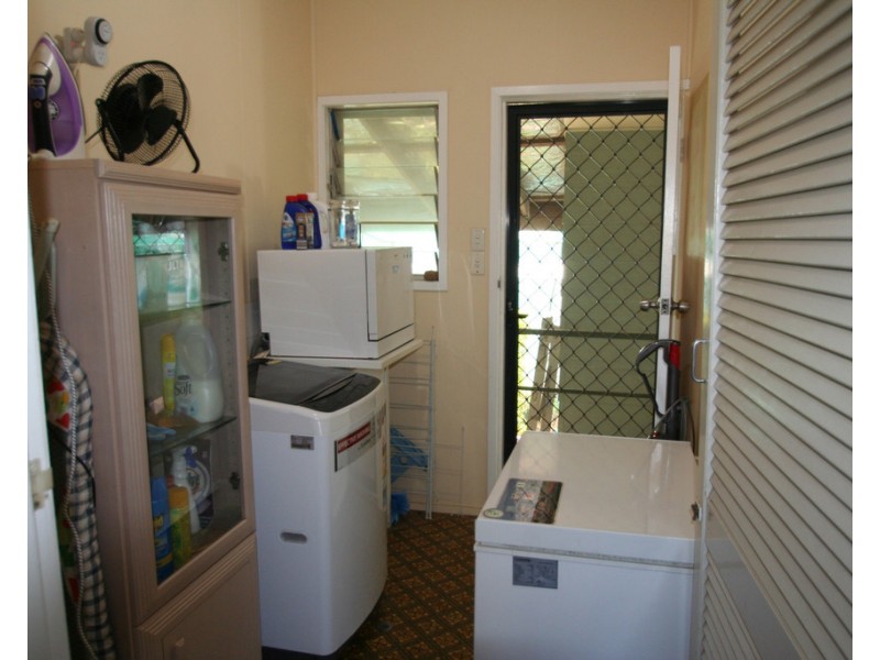 15 Centenary Drive, Emerald QLD 4720