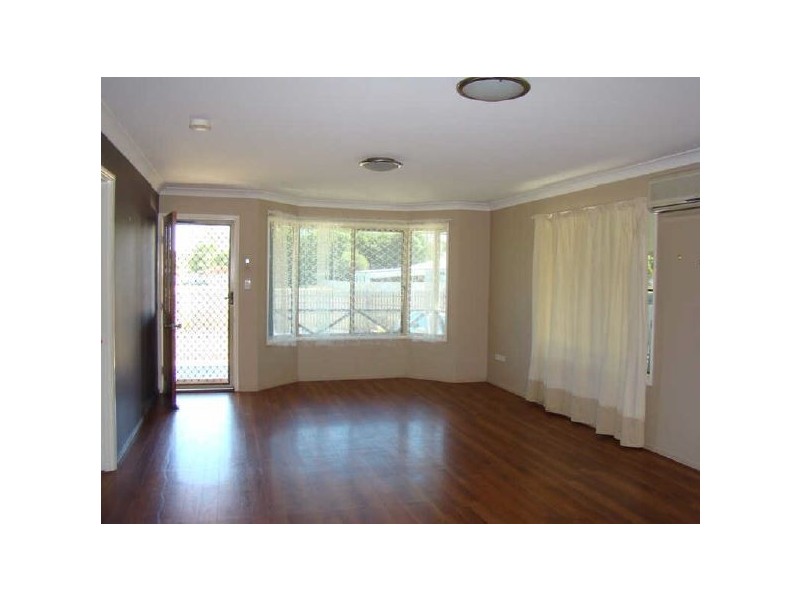 1/87 Roberts Street, Emerald QLD 4720