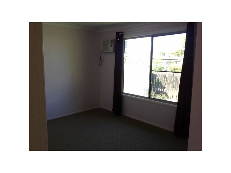 1/87 Roberts Street, Emerald QLD 4720