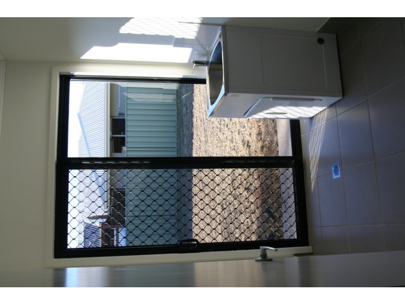 1 ROGERS STREET, Emerald QLD 4720