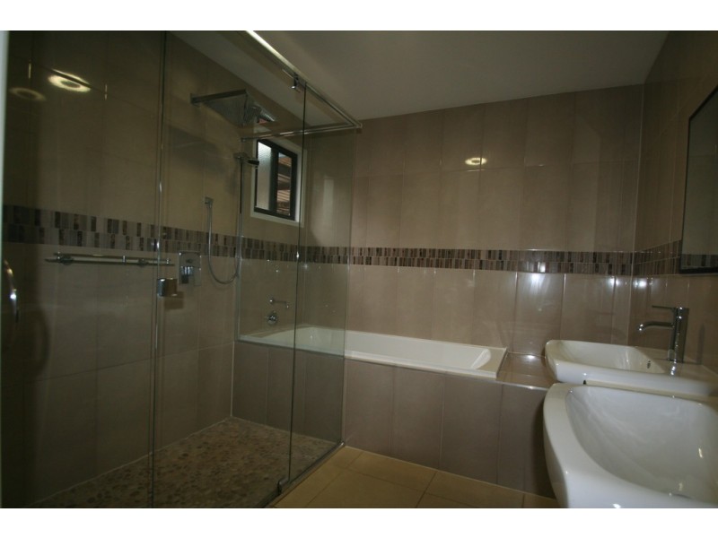 76 Anakie Street, Emerald QLD 4720