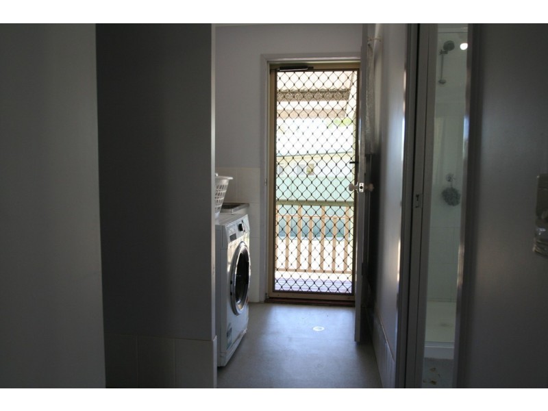 90 BAKER STREET, Emerald QLD 4720