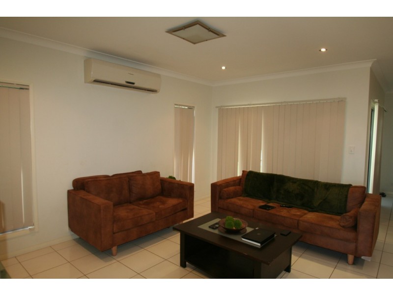 1/3 Stephan Street, Emerald QLD 4720