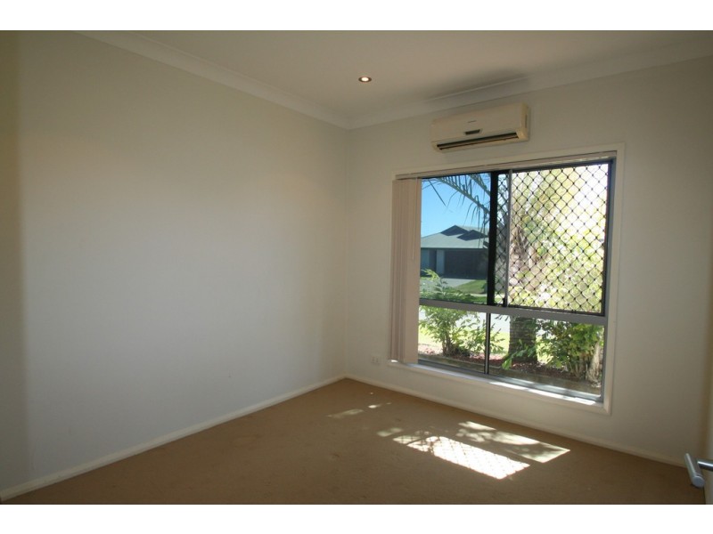 1/3 Stephan Street, Emerald QLD 4720