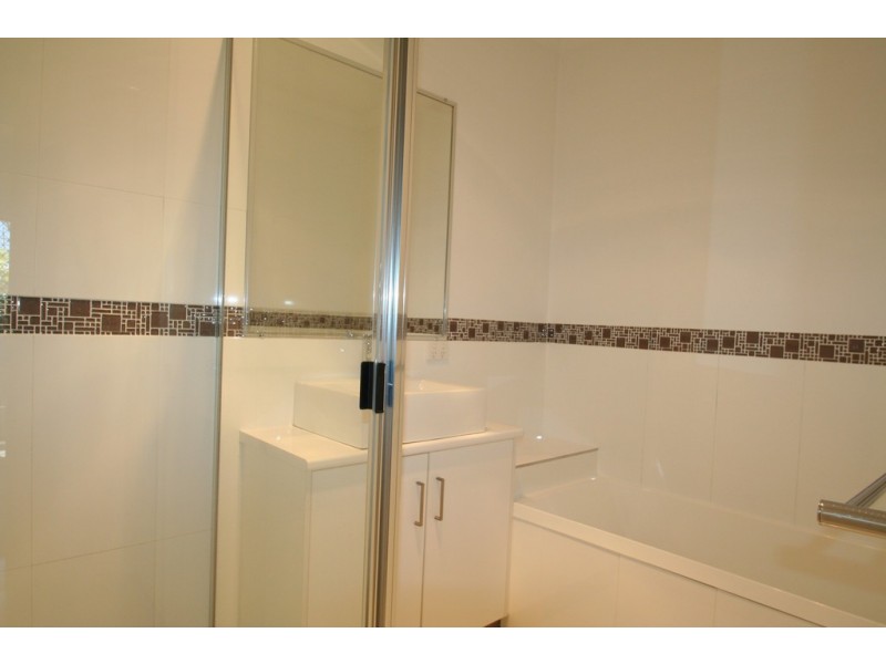 1/3 Stephan Street, Emerald QLD 4720