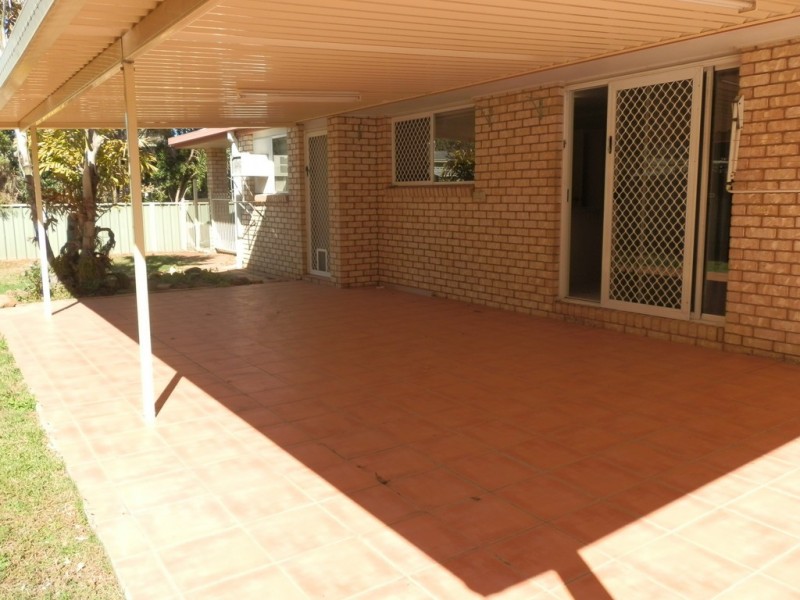 6 Edmonston Drive, Emerald QLD 4720