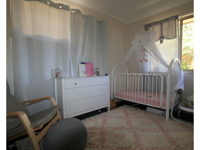 8 Wilby Place, Emerald QLD 4720