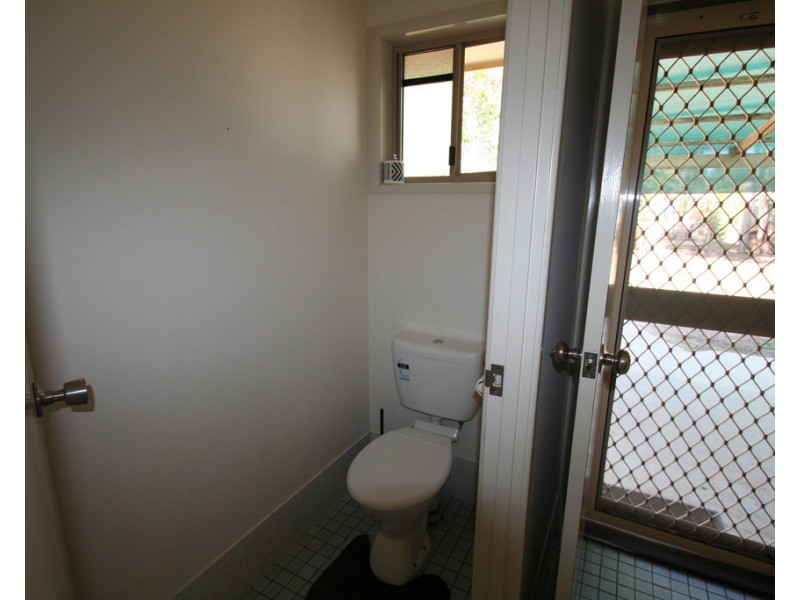 8 Wilby Place, Emerald QLD 4720