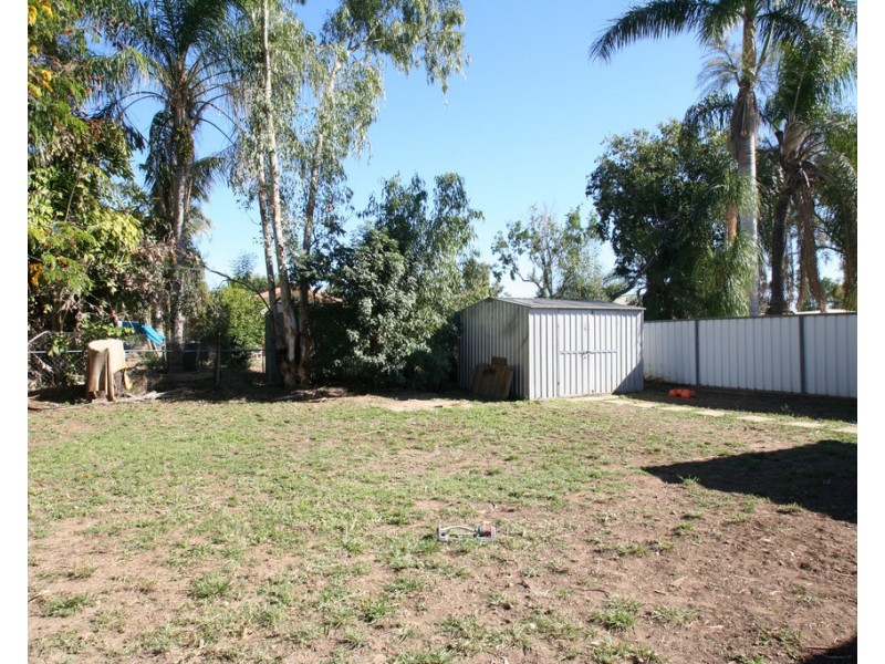 8 Wilby Place, Emerald QLD 4720