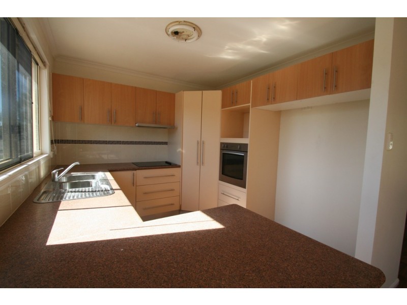 15 Gray Street, Emerald QLD 4720