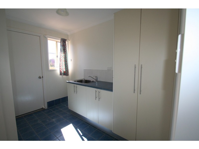 15 Gray Street, Emerald QLD 4720