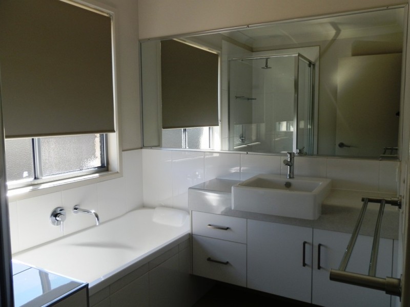 2 Singleton Court, Emerald QLD 4720