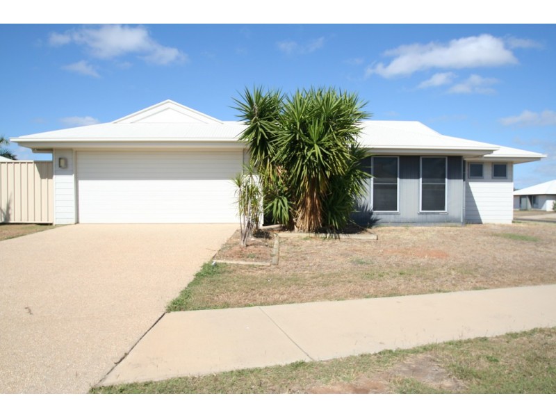 1/11 Eagle Street, Emerald QLD 4720