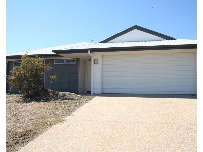 1/12 Eagle Street, Emerald QLD 4720