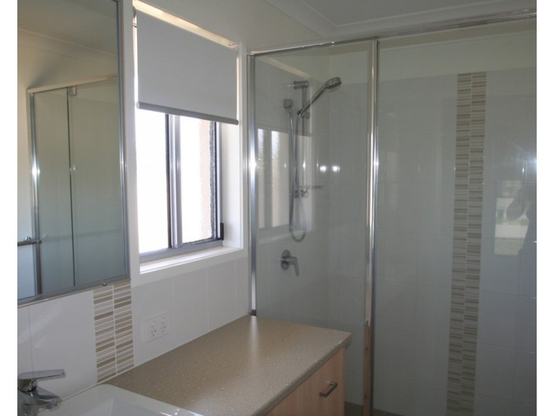 14 Whitney Street, Emerald QLD 4720