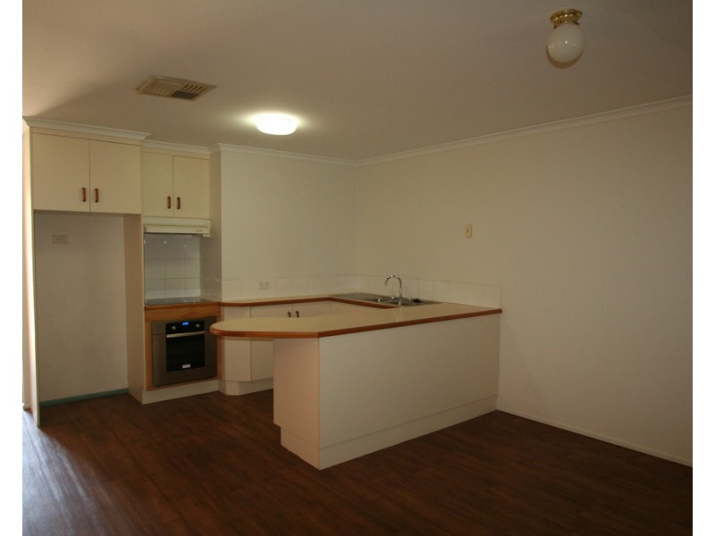 2/29 Esmond Street, Emerald QLD 4720