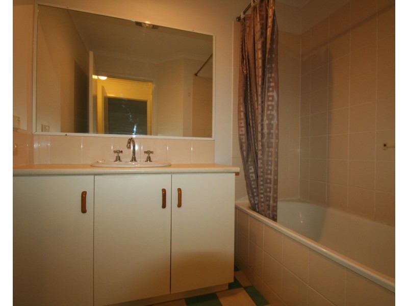 2/29 Esmond Street, Emerald QLD 4720