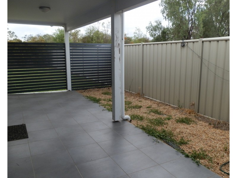 4/21 Moriarty Street, Emerald QLD 4720