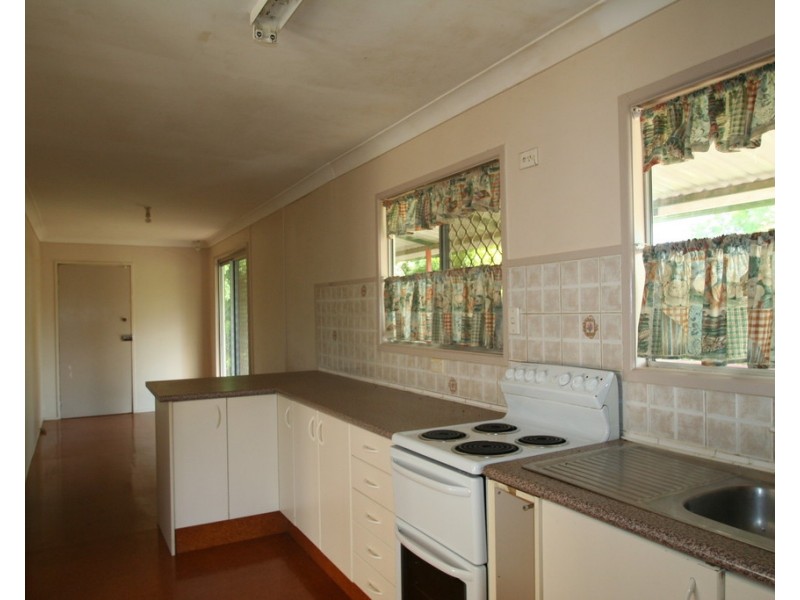 20 Diamond Avenue, Emerald QLD 4720