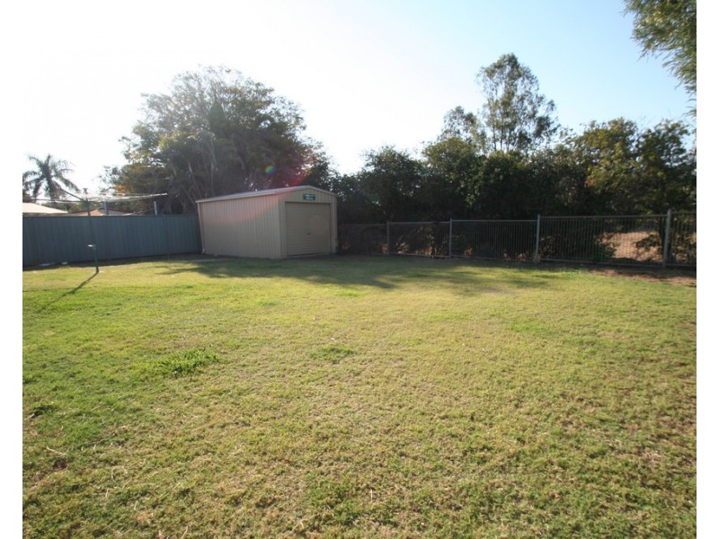 76 Crinum Crescent, Emerald QLD 4720