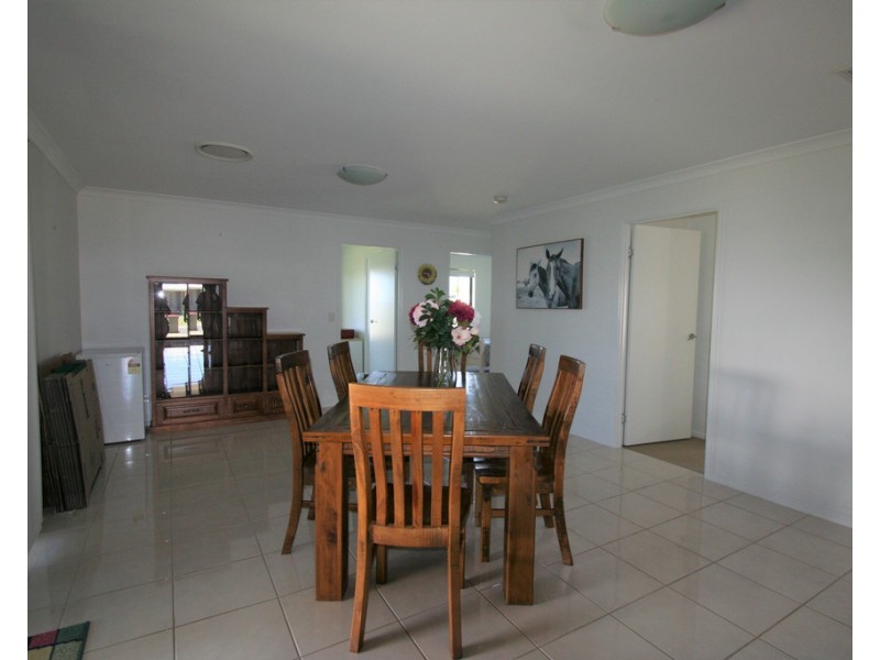 3 Sewell Street, Emerald QLD 4720