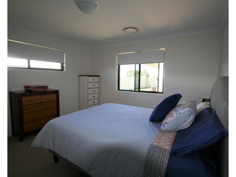 3 Sewell Street, Emerald QLD 4720