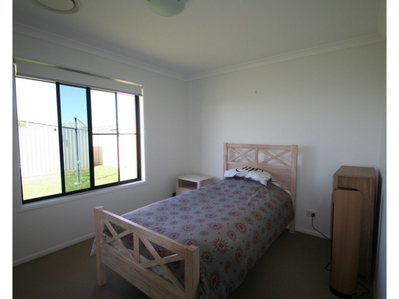 3 Sewell Street, Emerald QLD 4720