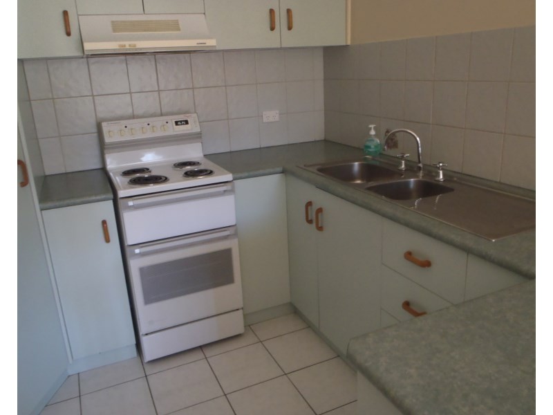 3/126 Opal Street, Emerald QLD 4720