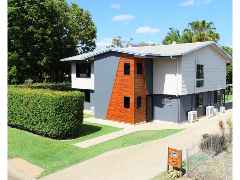 23 Centenary Drive, Emerald QLD 4720