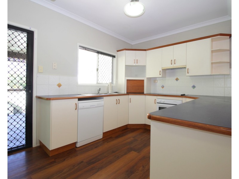 23 Centenary Drive, Emerald QLD 4720