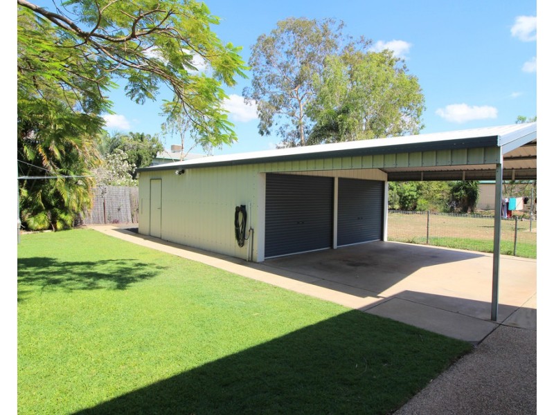 23 Centenary Drive, Emerald QLD 4720