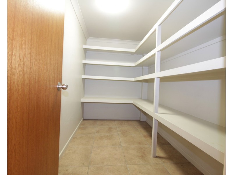 23 Centenary Drive, Emerald QLD 4720