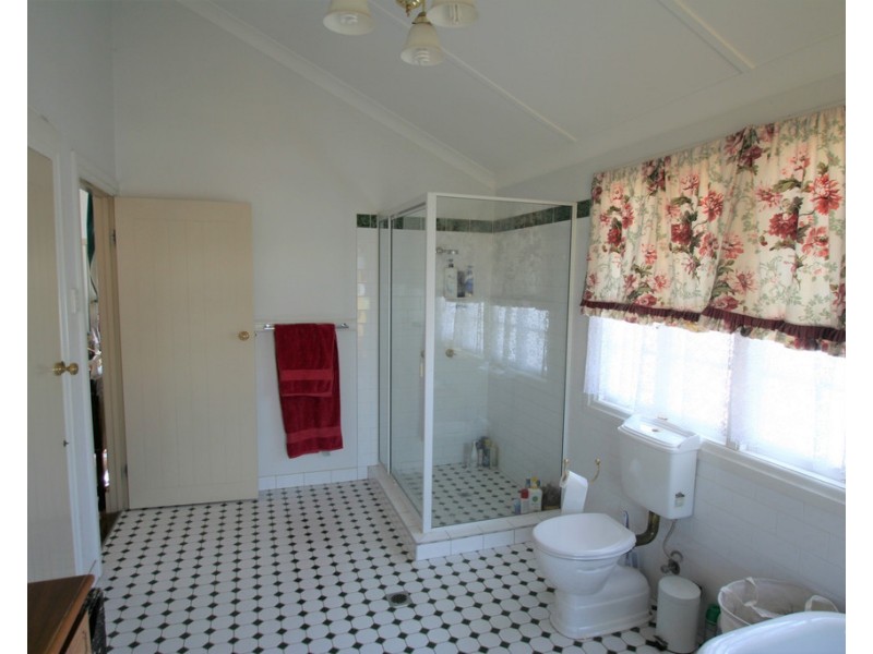 23 Gray Street, Emerald QLD 4720