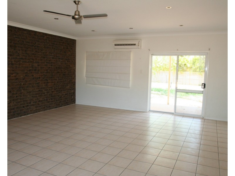 28 Slack Drive, Emerald QLD 4720