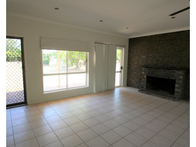 28 Slack Drive, Emerald QLD 4720