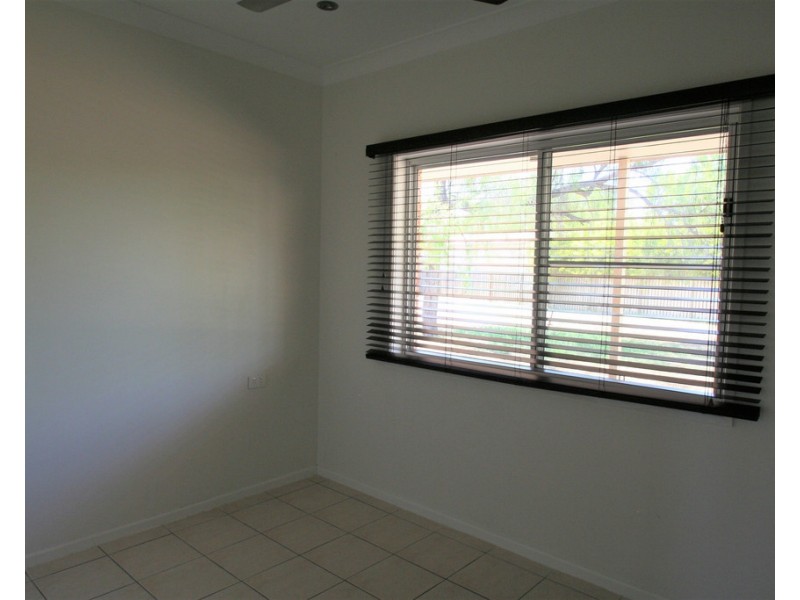 28 Slack Drive, Emerald QLD 4720