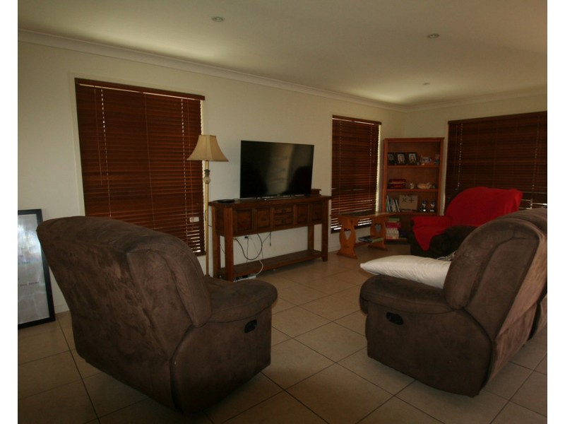 16/68 Moody Street, Emerald QLD 4720