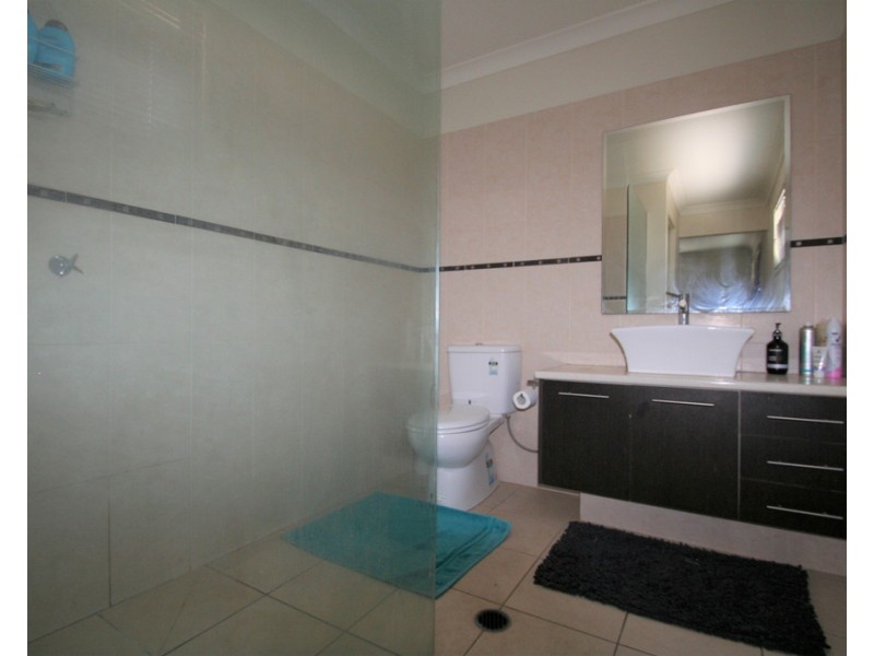 16/68 Moody Street, Emerald QLD 4720