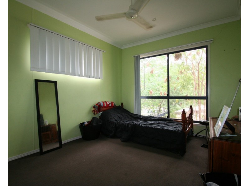 17 Gray Street, Emerald QLD 4720