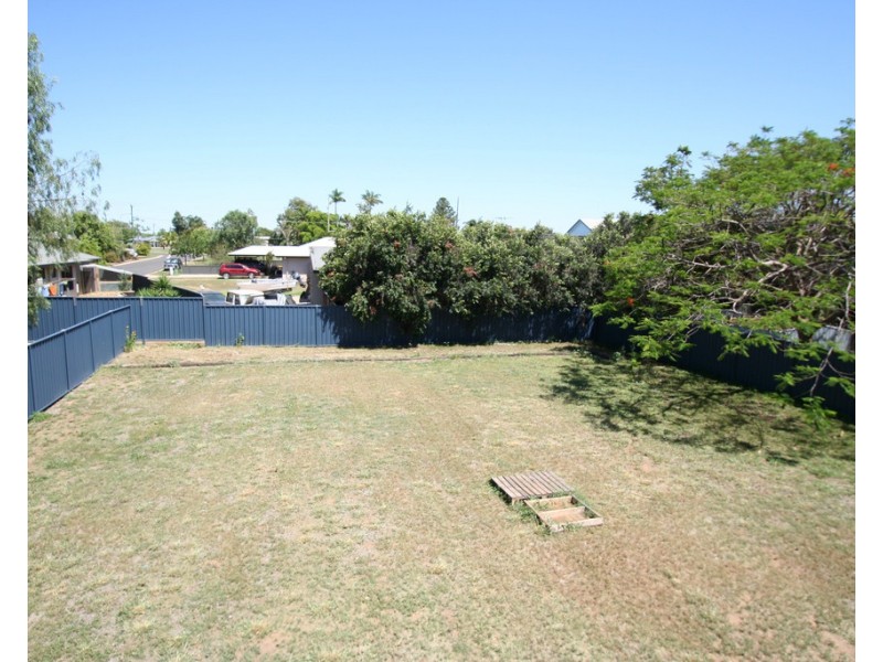 17 Gray Street, Emerald QLD 4720