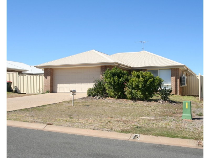 5 Windermere Street, Emerald QLD 4720