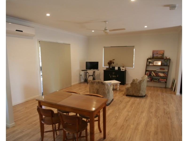 18 Morse Street, Emerald QLD 4720