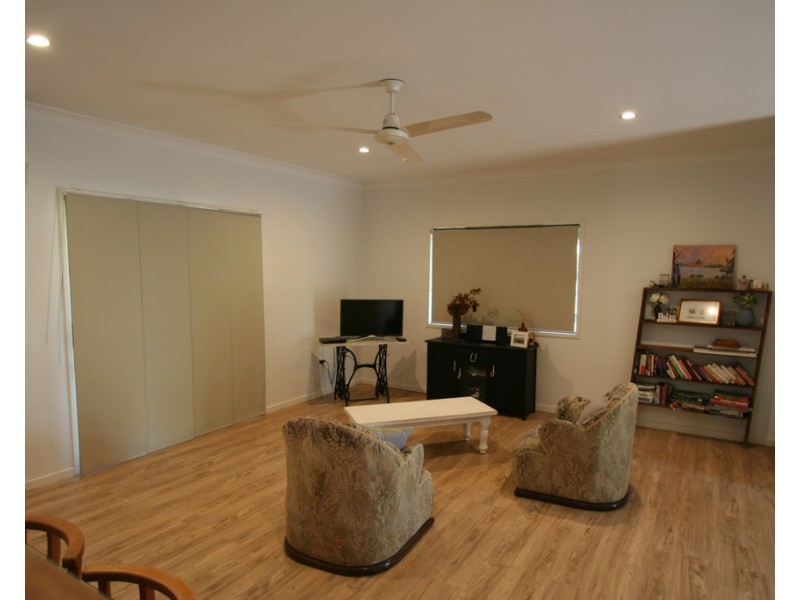18 Morse Street, Emerald QLD 4720