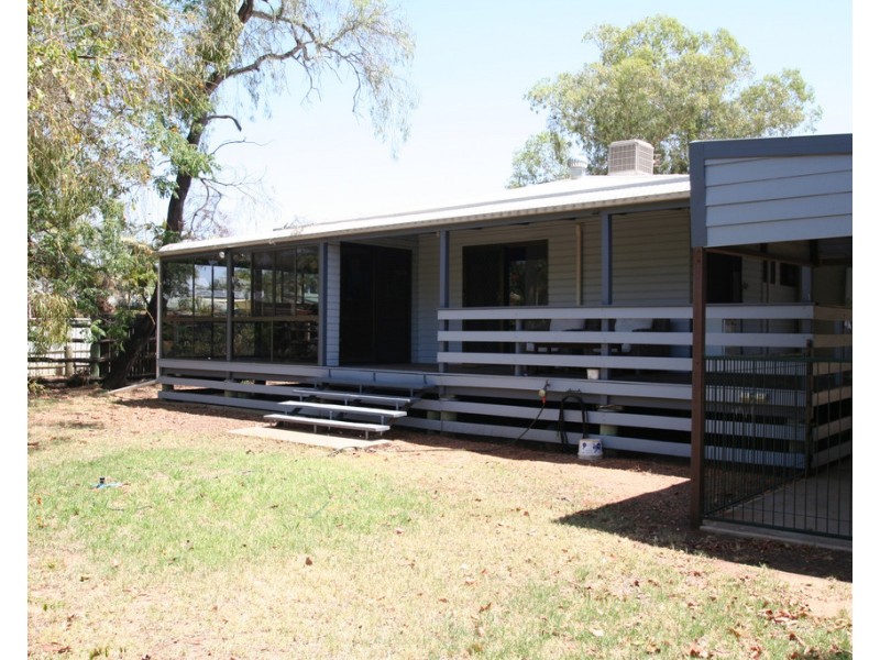 18 Morse Street, Emerald QLD 4720