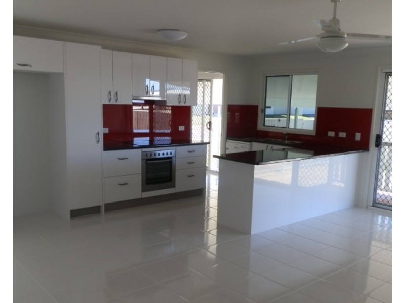 22 Newman Drive, Emerald QLD 4720