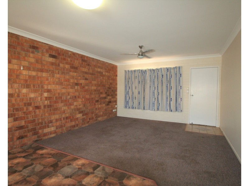 1/167 Opal Street, Emerald QLD 4720