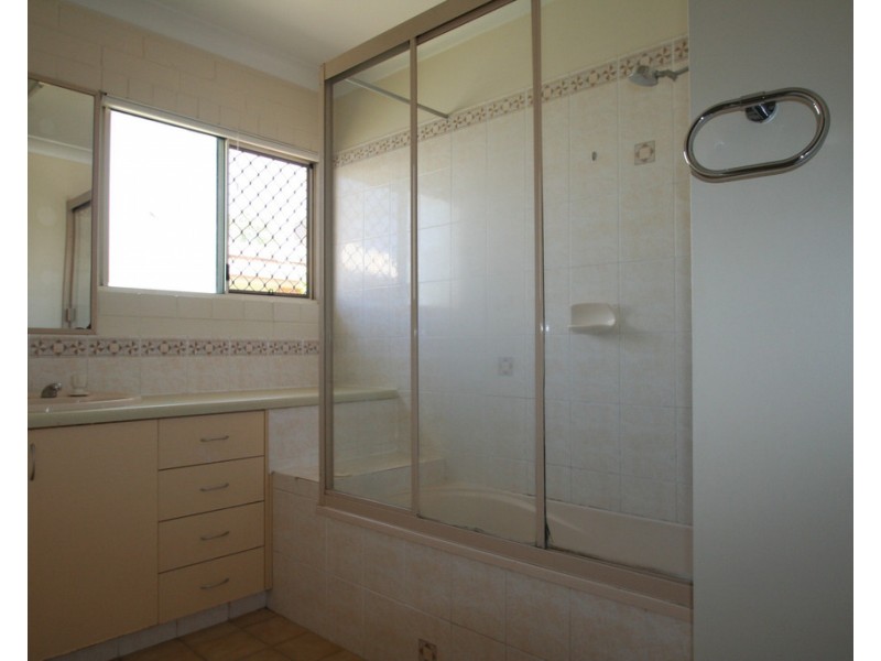 1/167 Opal Street, Emerald QLD 4720