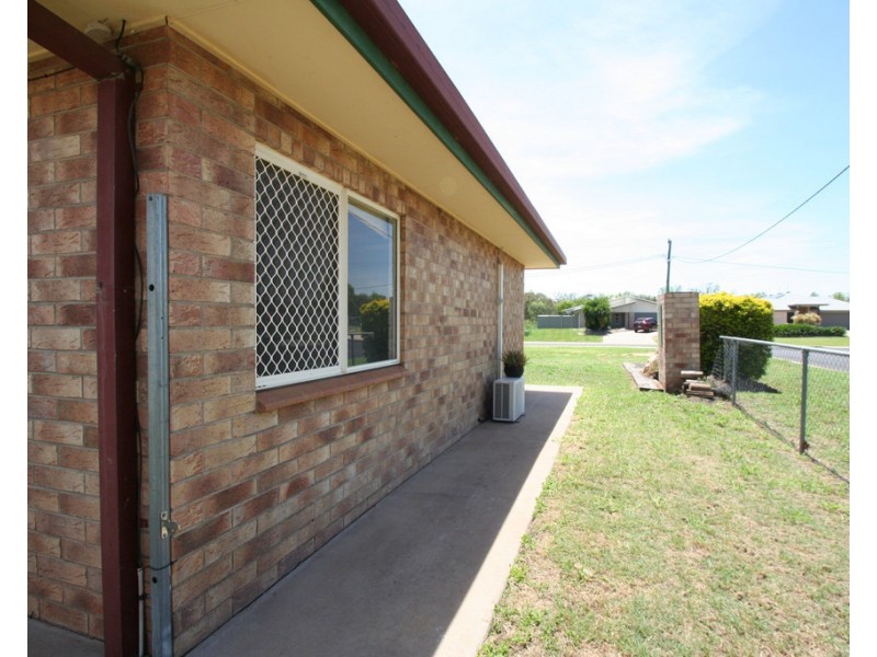 1/167 Opal Street, Emerald QLD 4720
