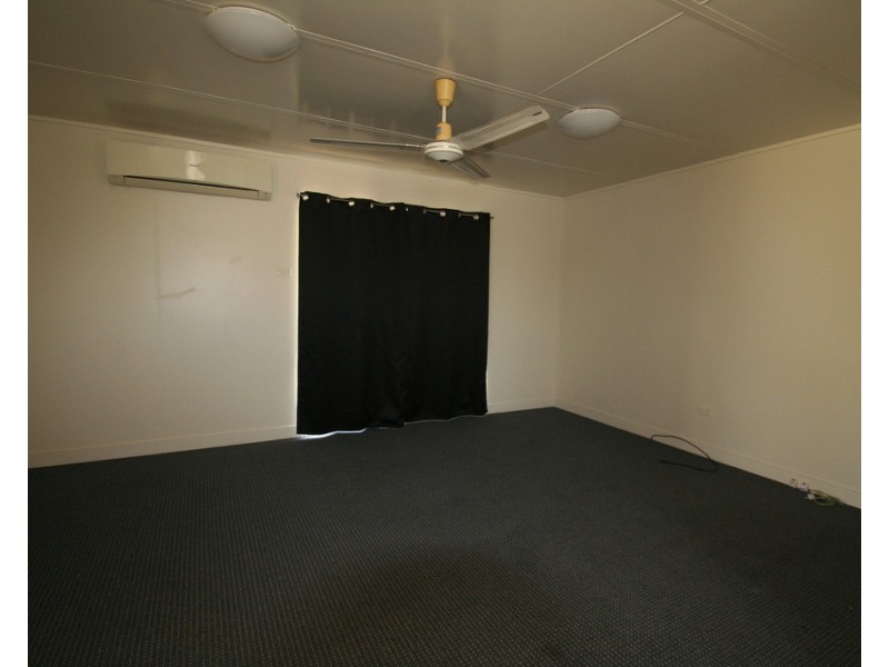 21 CAMPBELL STREET, Emerald QLD 4720